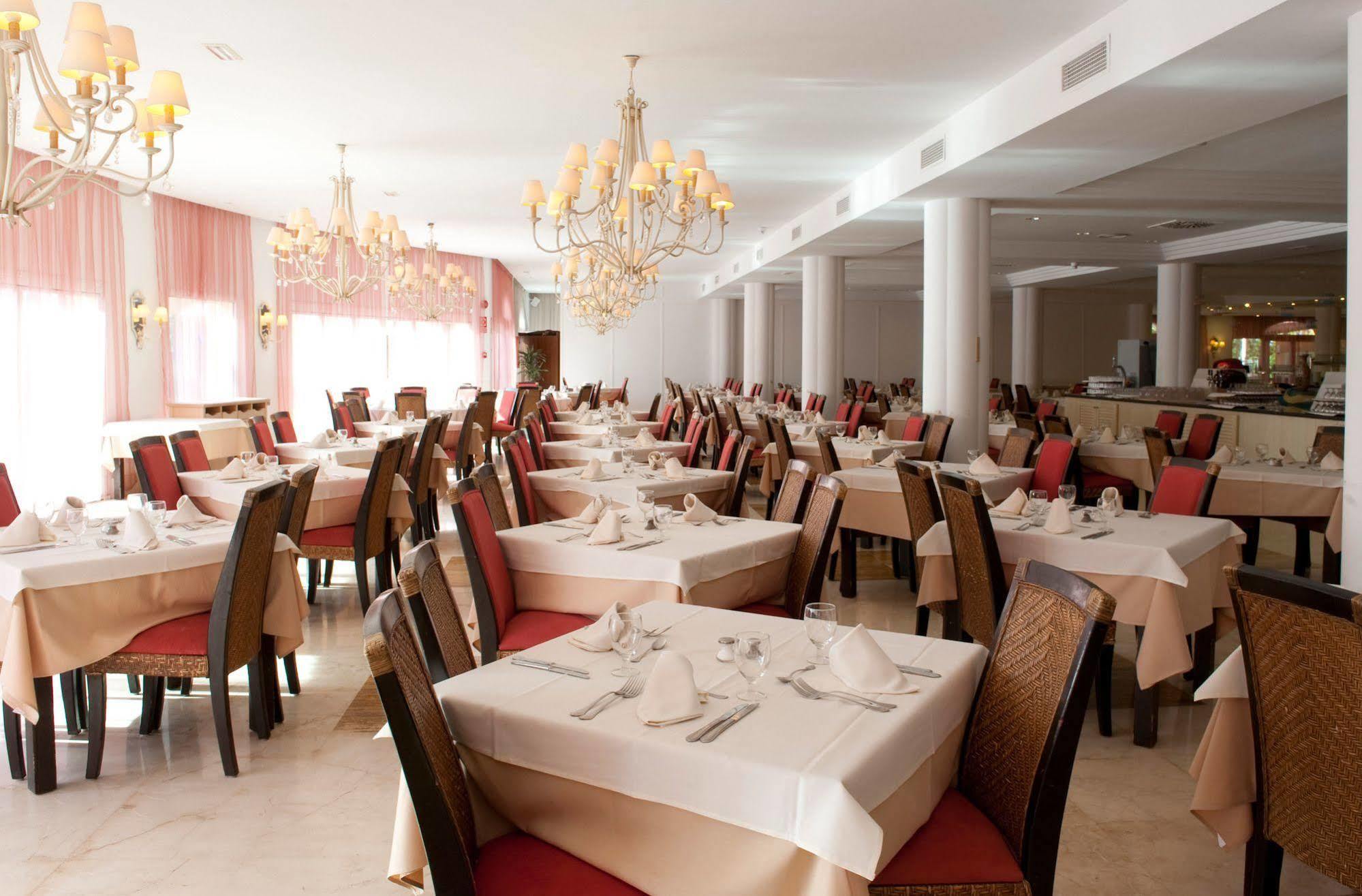 Grupotel Club Turquesa Mar Ciutadella  Exterior foto